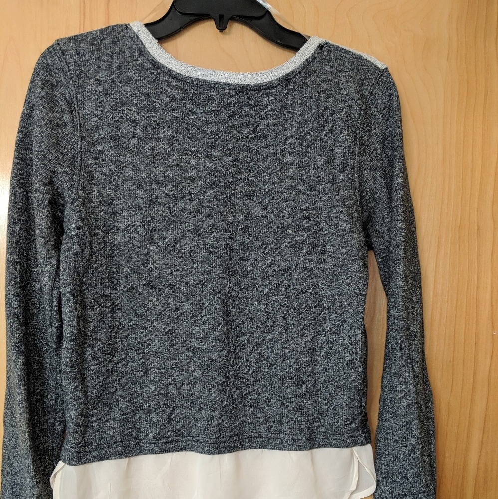 Sweater - Picture 2 of 4